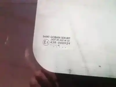 Peça sobressalente para automóvel em segunda mão vidro de custódia triangular traseiro esquerdo por citroen c8 2.2 hdi exclusive referências oem iam   