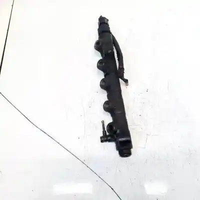 Second-hand car spare part distributor pipe for toyota corolla (e11) 2.0 d-4d linea sol oem iam references   