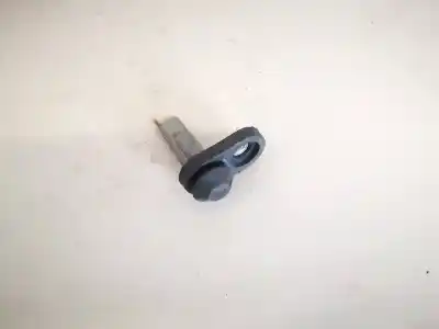 Peça sobressalente para automóvel em segunda mão trocar por toyota corolla (e12) 2.0 d-4d linea luna berlina referências oem iam 