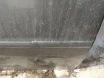 Pezzo di ricambio per auto di seconda mano plastica per opel vectra c caravan 1.9 cdti riferimenti oem iam   