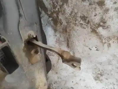 Second-hand car spare part hinge for opel vectra c caravan 1.9 cdti oem iam references   