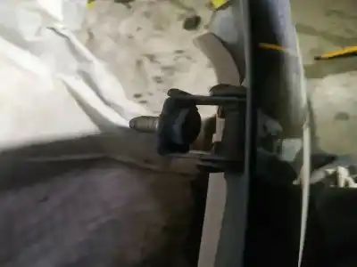 Tweedehands auto-onderdeel kofferbak / deur schokdempers voor mazda 6 lim. (gh) 1.8 120cv active oem iam-referenties 