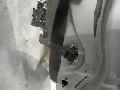 Peça sobressalente para automóvel em segunda mão dobradiça por ford focus lim. (cb8) 1.6 tdci cat referências oem iam 