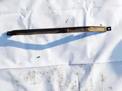 Peça sobressalente para automóvel em segunda mão plásticos por toyota corolla (e12) 2.0 d-4d linea luna berlina referências oem iam 