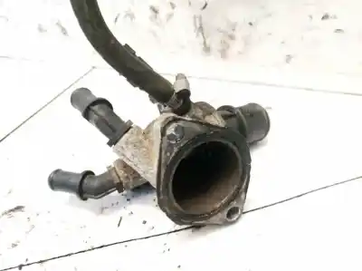 Second-hand car spare part thermostat for opel astra h twintop (a04) 1.9 cdti (l67) oem iam references   