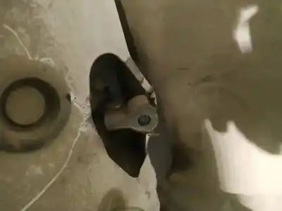 Second-hand car spare part hinge for citroen c1 1.0 cat (384f) oem iam references 