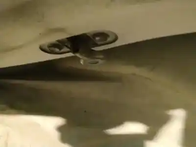 Second-hand car spare part hinge for citroen c1 1.0 cat (384f) oem iam references 