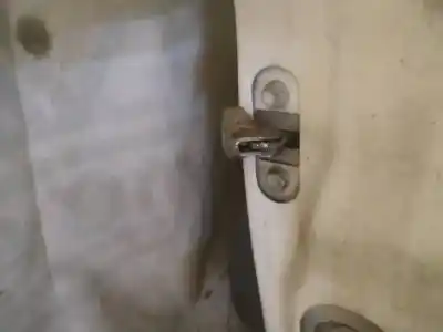 Second-hand car spare part hinge for citroen c1 1.0 cat (384f) oem iam references   