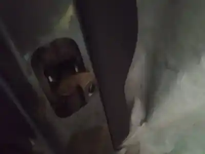 Pezzo di ricambio per auto di seconda mano cerniera per volvo v50 (545) 2.0 d riferimenti oem iam   