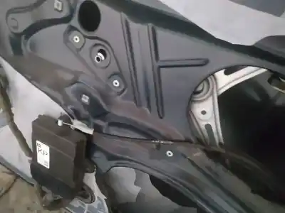Peça sobressalente para automóvel em segunda mão elevador de vidros dianteiro direito por opel vectra b caravan 1.8 16v referências oem iam 