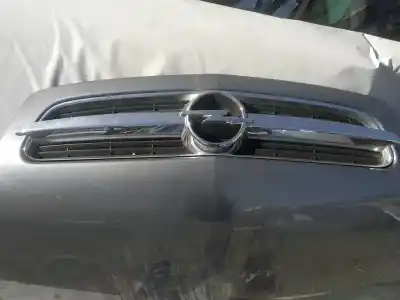 Second-hand car spare part front grille for opel vectra c caravan 1.9 cdti oem iam references 