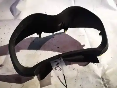 Peça sobressalente para automóvel em segunda mão molduras frontais por toyota auris 2.2 d-cat referências oem iam 5541002030