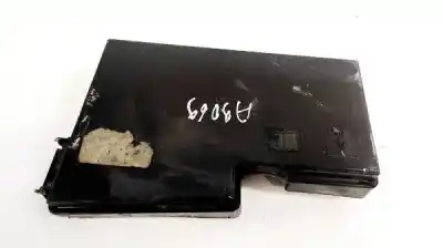 Pezzo di ricambio per auto di seconda mano scatola relè/fusibili per volvo v50 (545) 2.0 d riferimenti oem iam 30728013