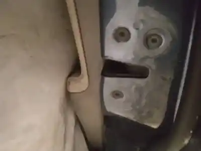 Peça sobressalente para automóvel em segunda mão fechadura da porta traseira direita por volvo v50 (545) 2.0 d referências oem iam 