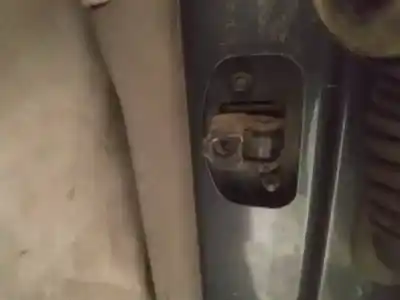 Peça sobressalente para automóvel em segunda mão dobradiça por volvo v50 (545) 2.0 d referências oem iam 