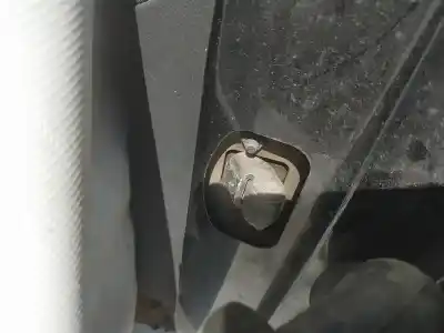 Second-hand car spare part hinge for volvo v50 (545) 2.0 d oem iam references 