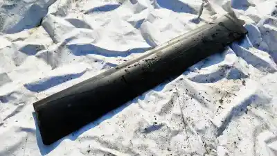 Peça sobressalente para automóvel em segunda mão plásticos por nissan qashqai 1.6 16v referências oem iam 80870jd00a