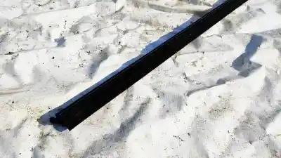 Peça sobressalente para automóvel em segunda mão plásticos por nissan qashqai 1.6 16v referências oem iam 