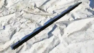 Peça sobressalente para automóvel em segunda mão plásticos por nissan qashqai 1.6 16v referências oem iam 