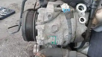 Peça sobressalente para automóvel em segunda mão compressor de ar condicionado a/a a/c por opel meriva b 1.7 16v cdti referências oem iam 24421642