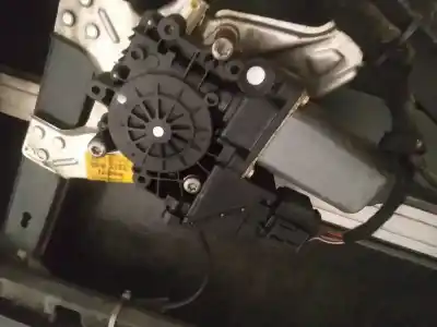 Автозапчастина б/у двигатель переднього правого скла для audi a6 avant (4b5) 2.5 tdi посилання на oem iam 