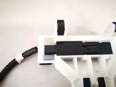 Peça sobressalente para automóvel em segunda mão sensor por toyota auris 2.2 d-cat referências oem iam   