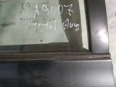 Pezzo di ricambio per auto di seconda mano plastica per toyota auris 2.2 d-cat riferimenti oem iam   