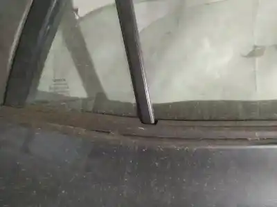 Pezzo di ricambio per auto di seconda mano plastica per toyota auris 2.2 d-cat riferimenti oem iam   