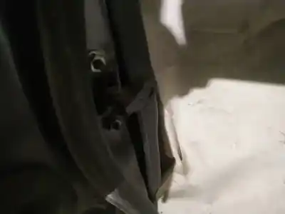 Second-hand car spare part hinge for toyota auris 2.2 d-cat oem iam references   