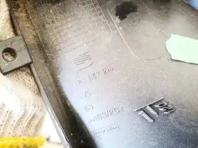 Second-hand car spare part front decorative moulding for seat leon (1p1) 1.6 oem iam references 1p1857244  