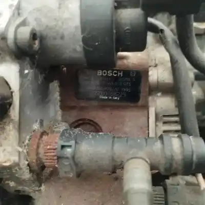 Pezzo di ricambio per auto di seconda mano pompa diniezione per renault scenic ii 1.9 dci diesel riferimenti oem iam 8200108225