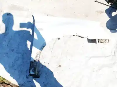 Peça sobressalente para automóvel em segunda mão guarda-lamas dianteiro direito por nissan qashqai 1.6 16v referências oem iam 