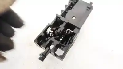 Second-hand car spare part interior left front handle for toyota corolla (e11) 2.0 d-4d linea sol oem iam references   