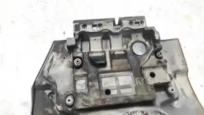 Second-hand car spare part engine cover for toyota corolla (e11) 2.0 d-4d linea sol oem iam references   