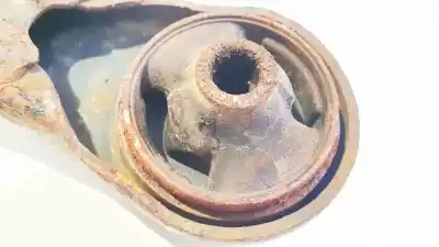 Peça sobressalente para automóvel em segunda mão braço de suspensão inferior dianteiro direito por toyota corolla (e12) 2.0 d-4d linea luna berlina referências oem iam   