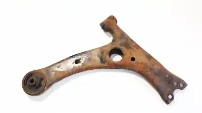Peça sobressalente para automóvel em segunda mão braço de suspensão inferior dianteiro direito por toyota corolla (e12) 2.0 d-4d linea luna berlina referências oem iam 
