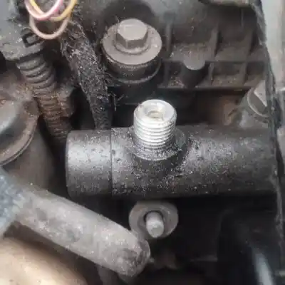 Peça sobressalente para automóvel em segunda mão régua / rampa de injetores por bmw x5 (e53) 3.0d referências oem iam 