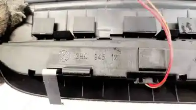 Автозапчасти б/у центральный стоп-сигнал за volkswagen passat variant (3b5) 1.9 tdi ссылки oem iam 3b5945121  