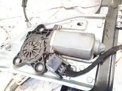 Автозапчастина б/у двигатель переднього правого скла для mercedes-benz w203, 2000.05 - 2004.02 c 220 cdi (203.006) 105kw 2000.05 - 2007.02 посилання на oem iam a2208204542  119650105