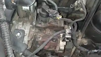 Pezzo di ricambio per auto di seconda mano pompa diniezione per kia ceed (ed) 1.6 crdi 115 riferimenti oem iam 0445010124