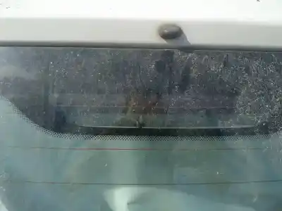 Second-hand car spare part central brake light for fiat idea (135) 1.3 16v jtd 16v dynamic plus (10.2005->) oem iam references 