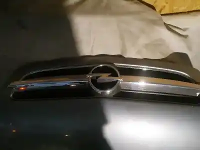 Автозапчасти б/у передняя решетка за opel vectra c (z02) 2.2 dti 16v (f69) ссылки oem iam 