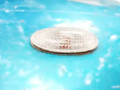 Peça sobressalente para automóvel em segunda mão farolim do lado esquerdo por mazda 3 lim. (bl) 2.2 turbodiesel cat referências oem iam   