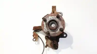 Pezzo di ricambio per auto di seconda mano attacco anteriore destro per toyota corolla (e11) 2.0 d-4d linea sol riferimenti oem iam 