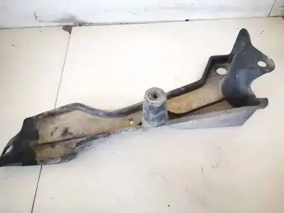 Автозапчасти б/у пластики за toyota rav 4 (a3) 2.2 d-4d cat ссылки oem iam 5839842021  58398-42021
