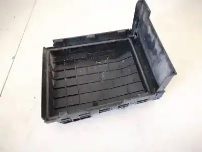 Second-hand car spare part FUSE BOX UNIT for VOLKSWAGEN CADDY KA/KB (2K)  OEM IAM references 1K0937132  