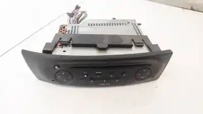 Second-hand car spare part audio system / radio cd for renault scenic, i 1999.09 - 2003.06 facelift 1.9 dci rx4 75kw f9q 1999.09 - 2003.06 oem iam references 8200150474