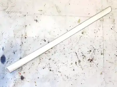 Second-hand car spare part plastics for opel meriva b 1.7 16v cdti oem iam references 93318773