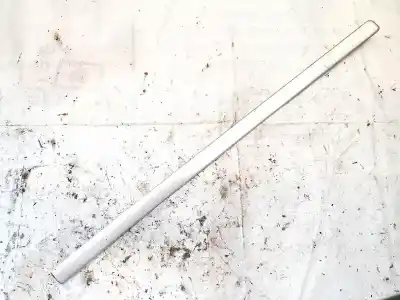 Second-hand car spare part plastics for opel meriva b 1.7 16v cdti oem iam references 93318765