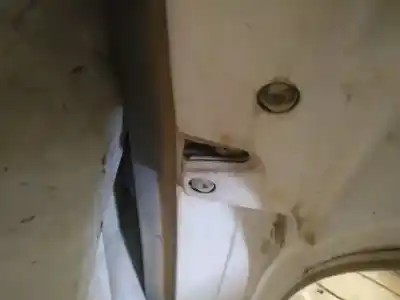 Автозапчастина б/у замок заднього правого дверя для skoda octavia combi (1u5) 1.9 tdi посилання на oem iam    Автозапчастина б/у замок заднього правого дверя для skoda octavia combi (1u5) 1.9 tdi посилання на oem iam